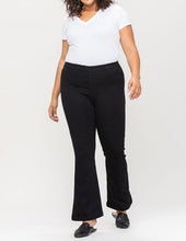 Load image into Gallery viewer, Black Pull On Flare Jeans