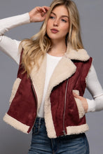 Load image into Gallery viewer, Faux Suede Inner Fur Zip Up Vest