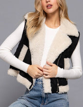 Load image into Gallery viewer, Faux Suede Inner Fur Zip Up Vest