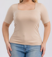 Load image into Gallery viewer, Solid square neckline short sleeve top
