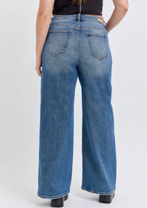 Low rise repositioned wide leg jeans