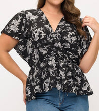 Load image into Gallery viewer, Tropical print surplice top
