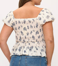 Load image into Gallery viewer, Sweetheart neckline short sleeve top
