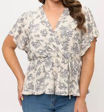 Load image into Gallery viewer, Tropical print surplice top
