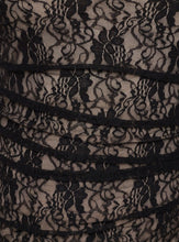 Load image into Gallery viewer, Ruched lace dress
