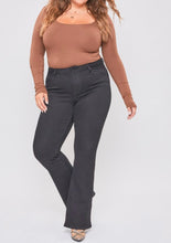 Load image into Gallery viewer, Basic flare jeans
