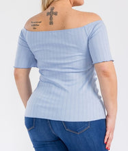 Load image into Gallery viewer, Off Shoulder Ruched Top
