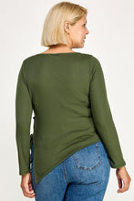 Load image into Gallery viewer, Ribbed Asymmetrical Hem Top
