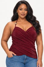 Load image into Gallery viewer, Plus Metallic Ruched Halter Top
