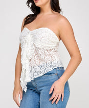Load image into Gallery viewer, Strapless stretch lace bow front top
