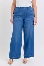Load image into Gallery viewer, High Rise Wide Leg Denim Jeans
