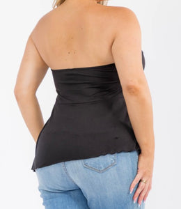Solid side ruched asymmetric hem tube top