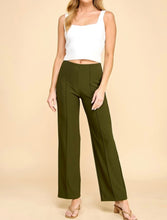 Load image into Gallery viewer, Pleated Straight Pants
