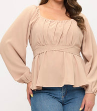 Load image into Gallery viewer, Ruched bust long sleeve top
