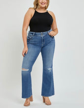 Load image into Gallery viewer, Double Button Mid Rise Flare Jeans
