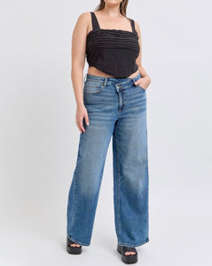 Low rise repositioned wide leg jeans