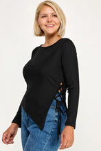 Load image into Gallery viewer, Ribbed Asymmetrical Hem Top
