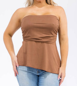 Solid side ruched asymmetric hem tube top