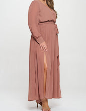 Load image into Gallery viewer, Chiffon maxi dress
