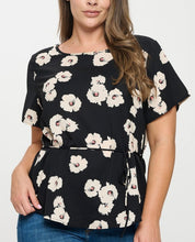 Load image into Gallery viewer, Relax Fit Short Sleeve Top
