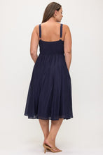 Load image into Gallery viewer, Solid Lightweight Sleeveless Dress
