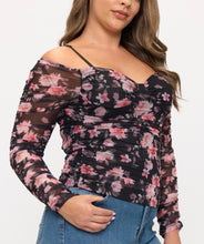 Load image into Gallery viewer, Floral print off shoulder top
