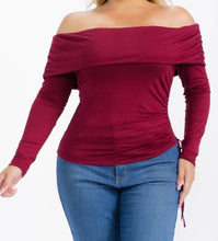 Load image into Gallery viewer, Off shoulder side ruched top
