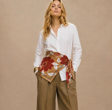 Load image into Gallery viewer, Silky Flower Print Scarf
