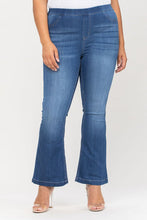 Load image into Gallery viewer, Dark Wash Flared Jeans
