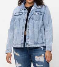 Load image into Gallery viewer, Mid Length Classic Denim Jacket
